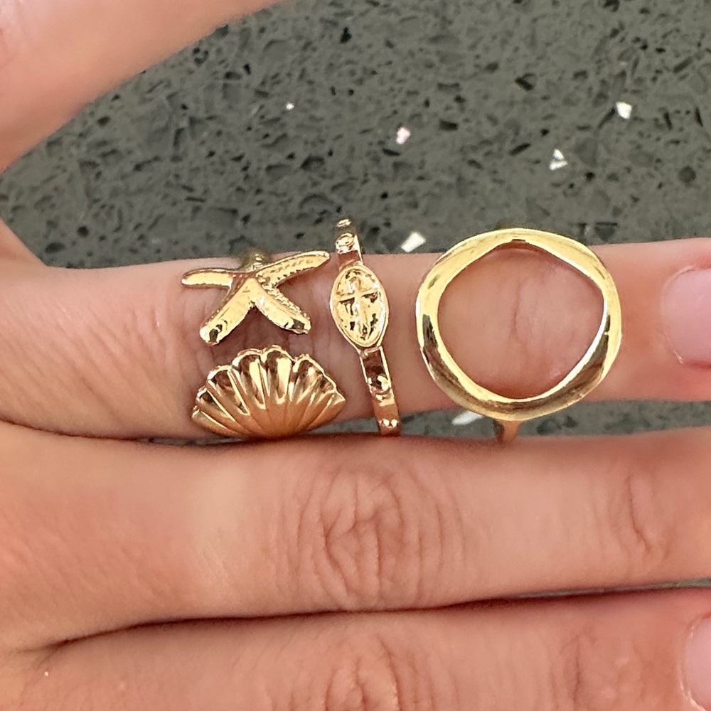 Gold-Tone Starfish and Shell Ring Set